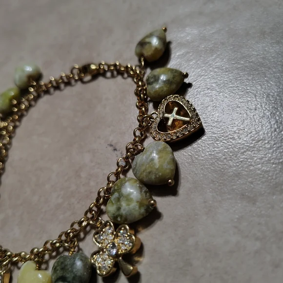 Vintage  Gold Tone Semi Precious Hearts And Bling Charm Bracelet/ 7 1/2 " - Picture 3 of 7